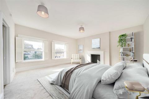 2 bedroom flat for sale, Stanley Road, Teddington TW11