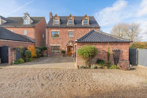 6 bedroom detached house for sale, Flixton View, Oulton