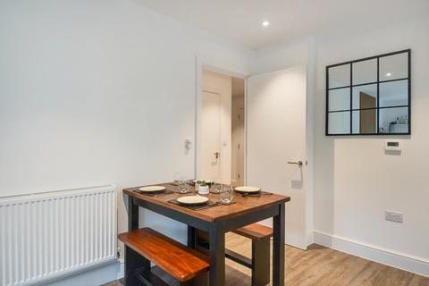 2 bedroom apartment for sale, at Standford House, Armstrong Road, Oxford OX4