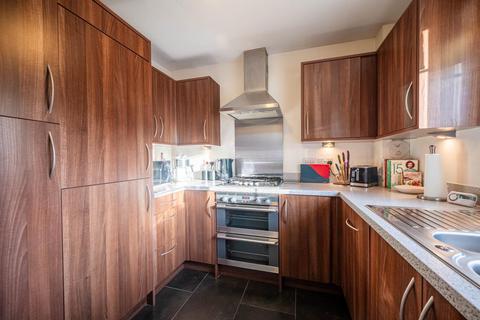 2 bedroom flat for sale, Dalzell Drive, Motherwell