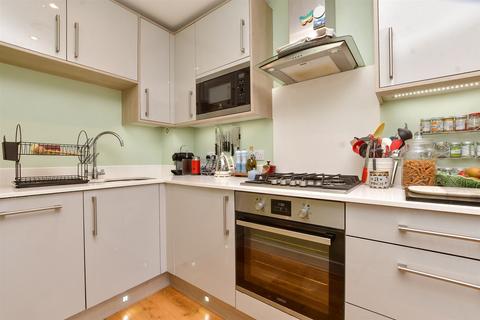 1 bedroom apartment for sale, Cavalier Close, Wallington, Surrey