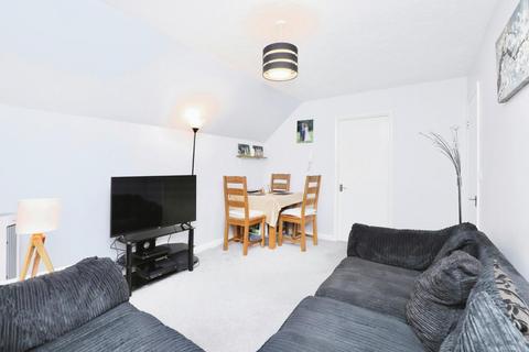 2 bedroom flat for sale, Tadcaster Road, Woodseats, Sheffield, S8 0RA