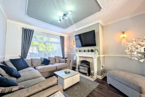 3 bedroom semi-detached house for sale, Iris Avenue, Farnworth, Bolton