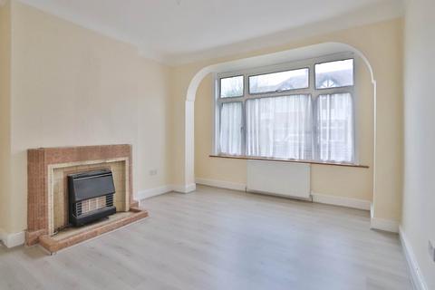 3 bedroom terraced house to rent, Albany Road, New Malden