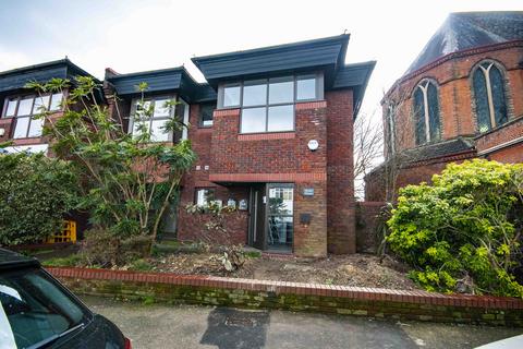 2 bedroom apartment to rent, Flat 4, Weald House, 2a Southlands Road, Bromley, BR2 9QP