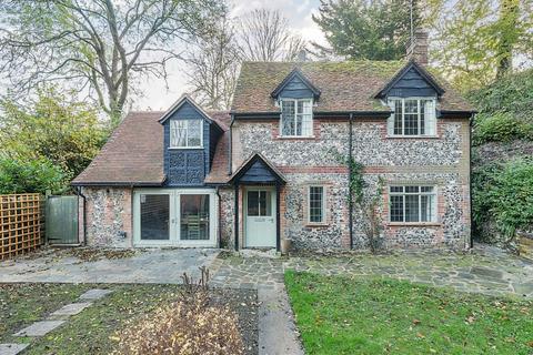 3 bedroom detached house to rent, Harpsden,  Henley On Thames,  RG9