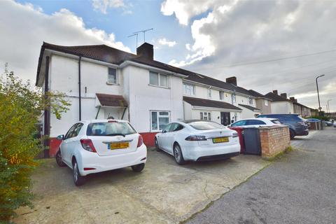 1 bedroom maisonette for sale, Waterbeach Road, Slough