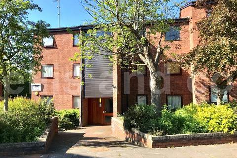 2 bedroom apartment to rent, Farm House Court, Bunns Lane, Mill Hill, NW7