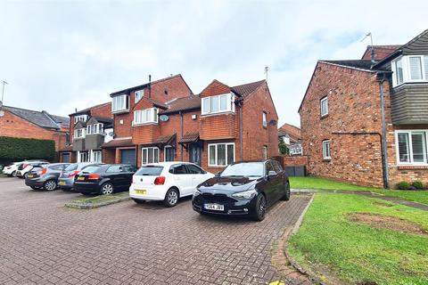 2 bedroom house to rent, Kensington Court, Wilmslow, Cheshire