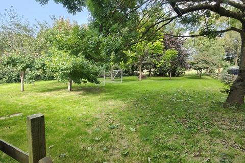 Vine Cottage Wales, Queen Camel, Yeovil, BA22 7PA