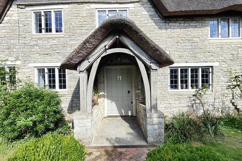 Vine Cottage Wales, Queen Camel, Yeovil, BA22 7PA