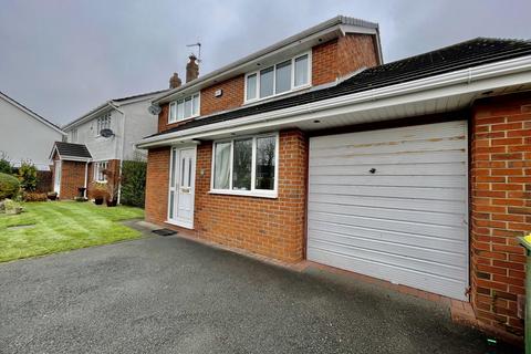 4 bedroom detached house to rent, Fairways, Preston PR2