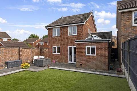 17 Askwith Close, Sherborne, DT9 6DX