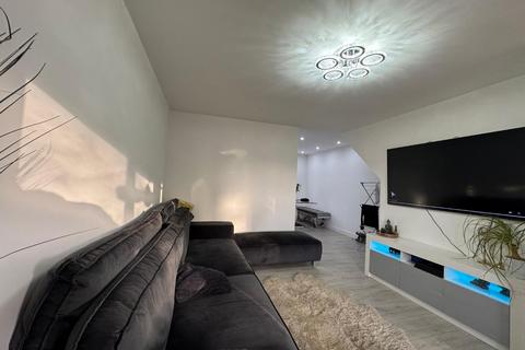 3 bedroom link detached house for sale, Cosgrove Close, Liverpool