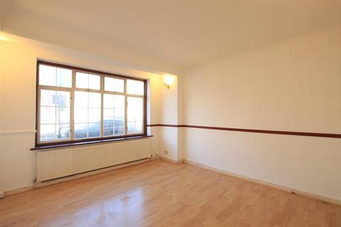 4 Denbigh Road, Hounslow, TW3 4DU