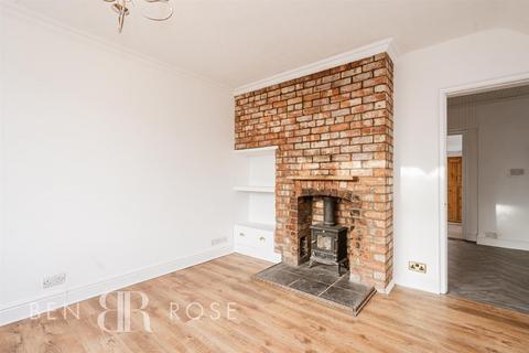 66 Earnshaw Drive, Leyland, PR25 1GS
