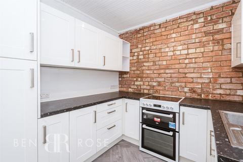 66 Earnshaw Drive, Leyland, PR25 1GS