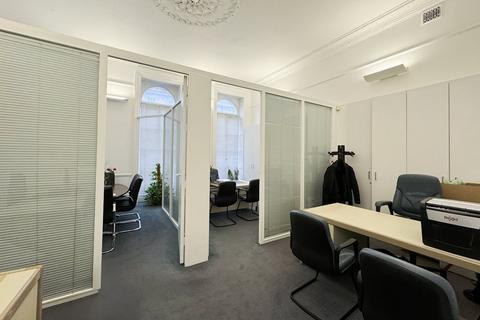 Office to rent, Office (E Class) – 118 Baker Street (1st Floor), Marylebone, London, W1U 6TU