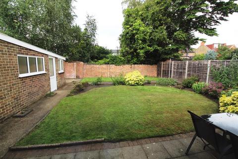 3 bedroom detached bungalow to rent, Armstrong Road, Egham TW20