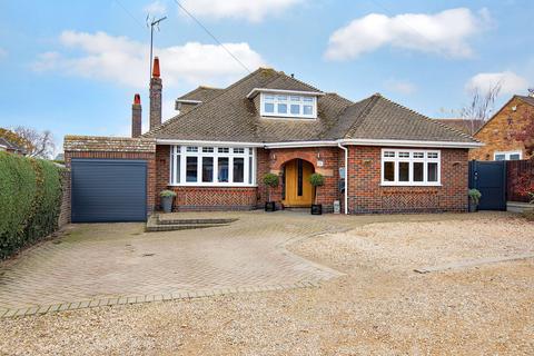 4 bedroom detached bungalow for sale, Nene Close, Kettering NN15