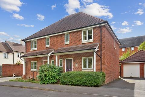 3 bedroom semi-detached house for sale, Woodbury Lane, Salisbury