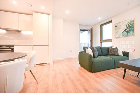 1 bedroom apartment to rent, One Thames Quay,222 Marsh Wall,LONDON,E14