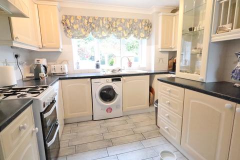 2 bedroom ground floor maisonette for sale, Hotspur Close, Hythe