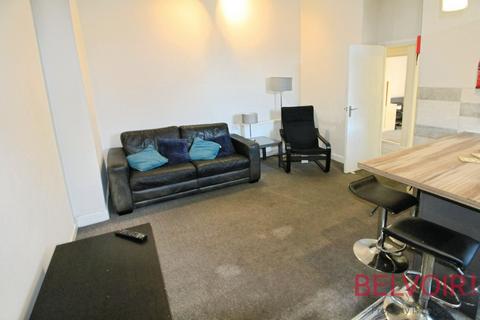 3 bedroom flat to rent, Burns Street, Nottingham NG7