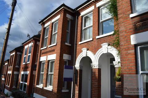 4 bedroom terraced house to rent, Chalk Hill Road, Norwich NR1