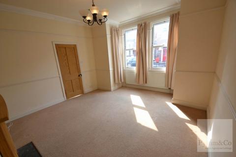 4 bedroom terraced house to rent, Chalk Hill Road, Norwich NR1