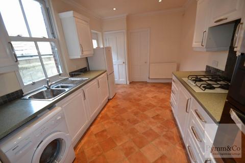 4 bedroom terraced house to rent, Chalk Hill Road, Norwich NR1