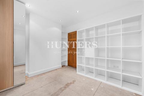 2 bedroom flat for sale, Westbere Road, London