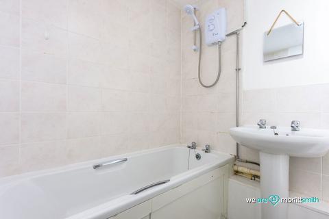 34, The Greenway Carr Road, Deepcar, Sheffield, S36 2UA