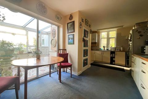 3 bedroom end of terrace house for sale, Woodyleaze Drive, Hanham, Bristol