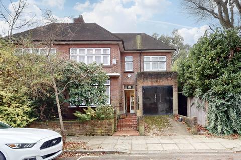 5 bedroom semi-detached house to rent, London, London NW2