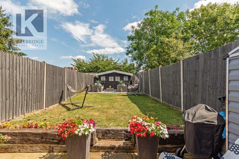 203 Henley Avenue, Cheam, Sutton, SM3 9SD