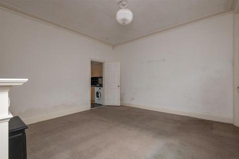 2 bedroom terraced house to rent, Duke Street, Elland