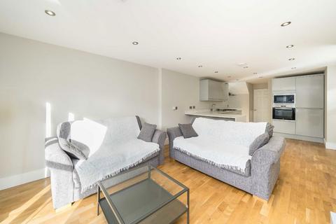 2 bedroom flat for sale, Garratt Terrace, London SW17