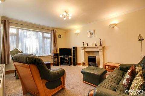 3 bedroom detached bungalow for sale, Cardigan Close, Swindon SN3