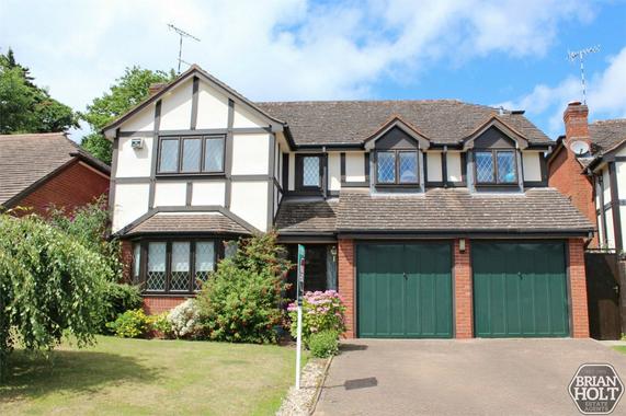 Gloster Drive Kenilworth Warwickshire 5 Bed Detached House 680 000