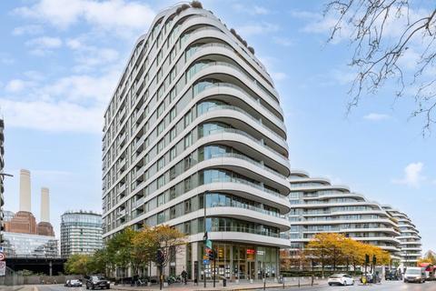 3 bedroom flat for sale, Cascade Court, Chelsea Vista, Battersea, SW11