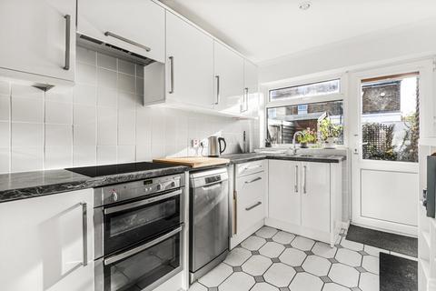 4 bedroom semi-detached house for sale, Richmond Road, Staines-upon-Thames, Surrey, TW18