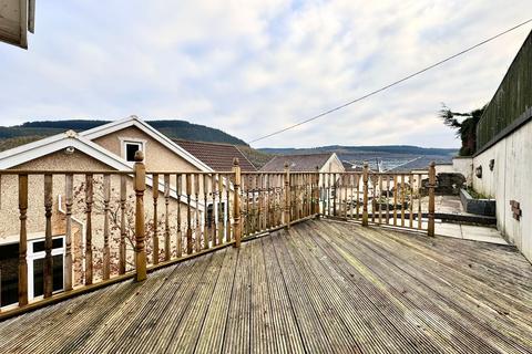 Drayton Fforchneol Row, Aberdare, CF44 6HD
