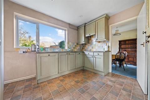 3 bedroom house for sale, Bracken Way, Guildford