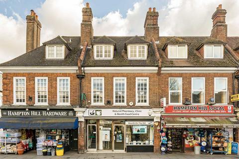 2 bedroom flat to rent, Cricket Lane, Hampton TW12