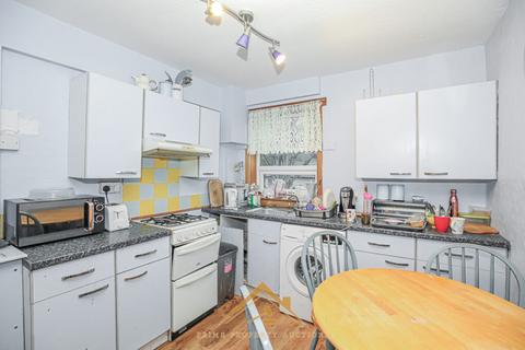 2 bedroom end of terrace house for sale, Ballingry Crescent, Lochgelly KY5