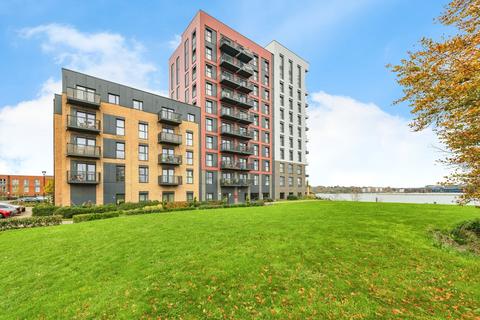 2 bedroom apartment for sale, Meridian Way, Southampton SO14