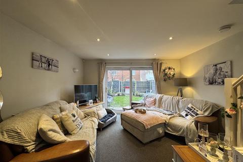 2 bedroom end of terrace house for sale, Sutton Street, Stourbridge