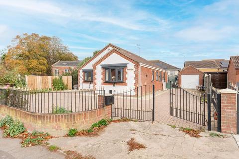 3 bedroom detached bungalow for sale, Yarmouth Road, Hemsby