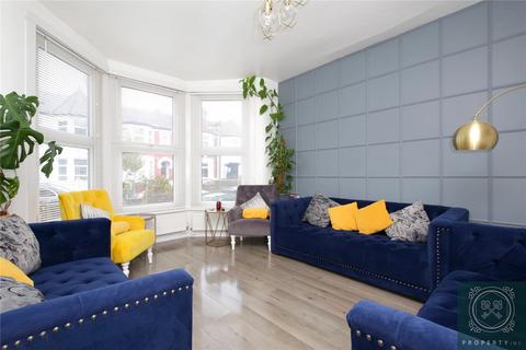 4 bedroom terraced house to rent, Whymark Avenue, London, N22